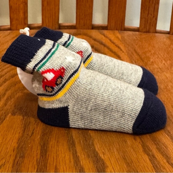 🌈 6/$60, NWT, Mudpie,  0-12 months, Socks, One Pair, Car Theme - Picture 1 of 5